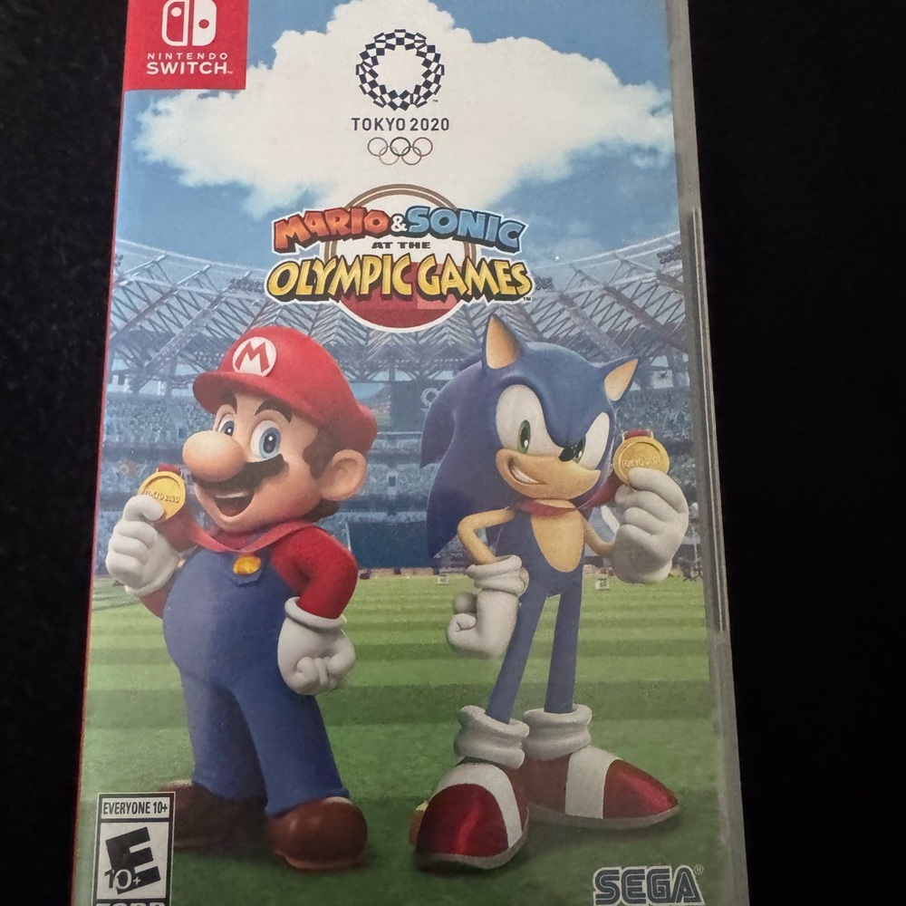 Nintendo Mario & Sonic at the Olympic Games switch game & 2 bowers toys - Picture 4 of 14